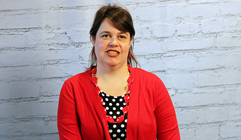 Head and shoulders portrait of Liz Wisecraver