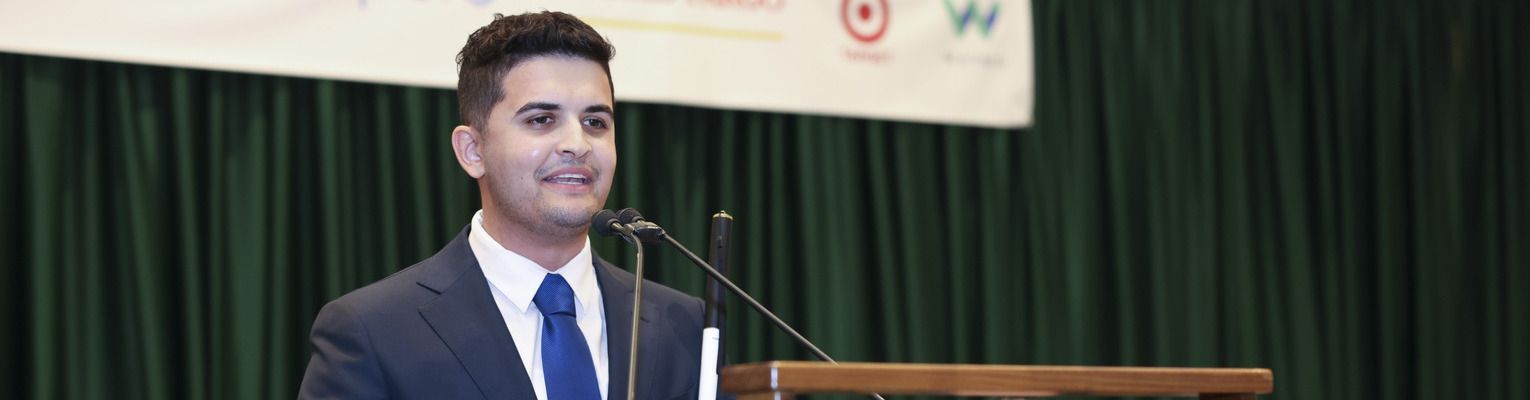 Syed Rizvi addresses the NFB National Convention.